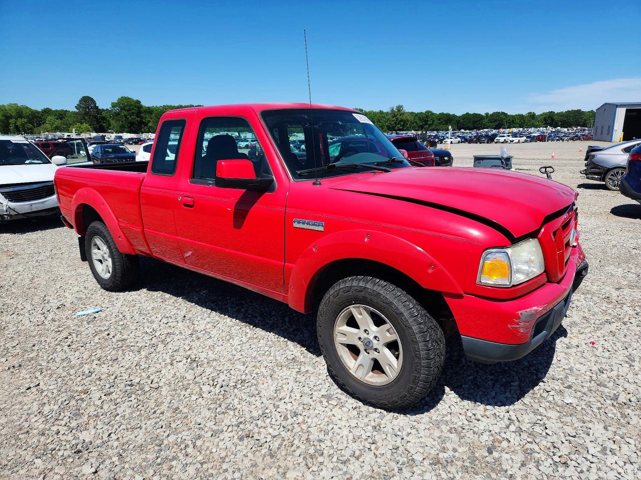 2006 Ford Ranger Red vin: 1FTYR14U86PA67702