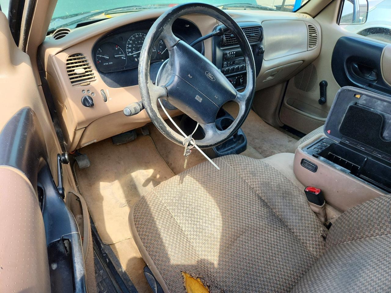 1998 Ford Ranger Super Cab Синий vin: 1FTYR14U8WPA04907