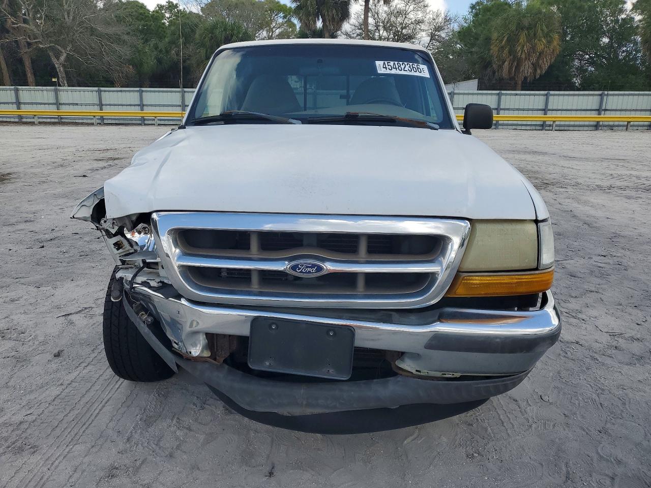 1998 Ford Ranger Super Cab White vin: 1FTYR14U8WPB34072