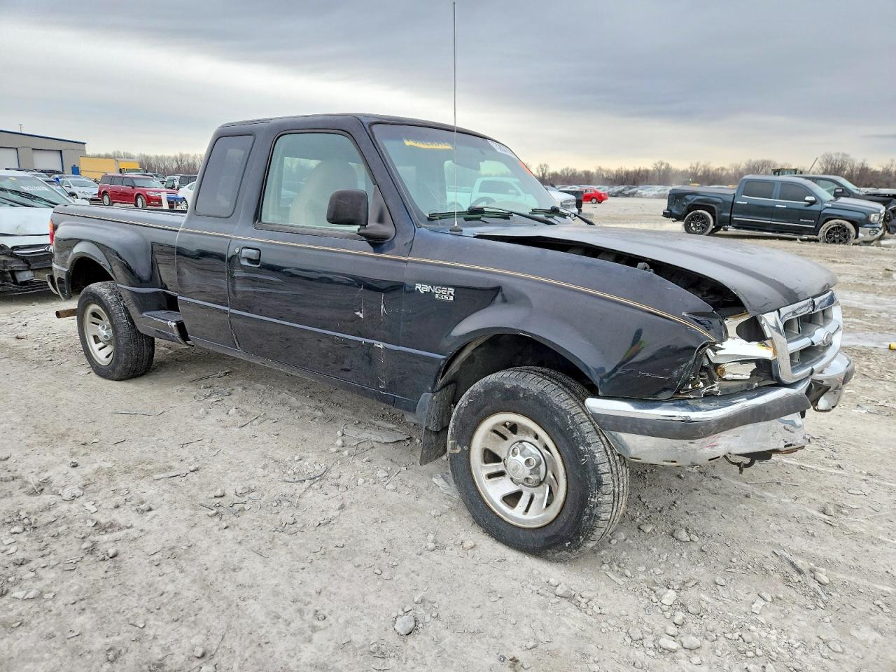 1998 Ford Ranger Super Cab Black vin: 1FTYR14U8WPB40471