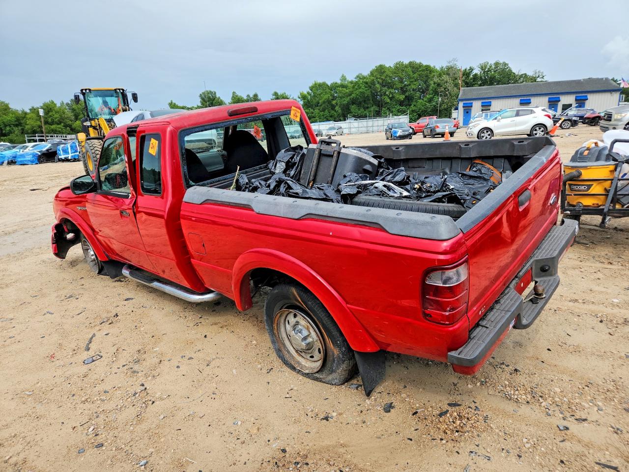 2001 Ford Ranger Super Cab Red vin: 1FTYR14U91TA03491