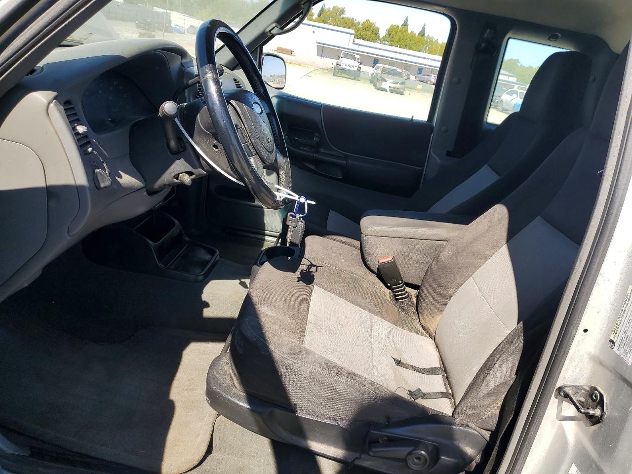 2005 Ford Ranger Super Cab Silver vin: 1FTYR14U95PA04932