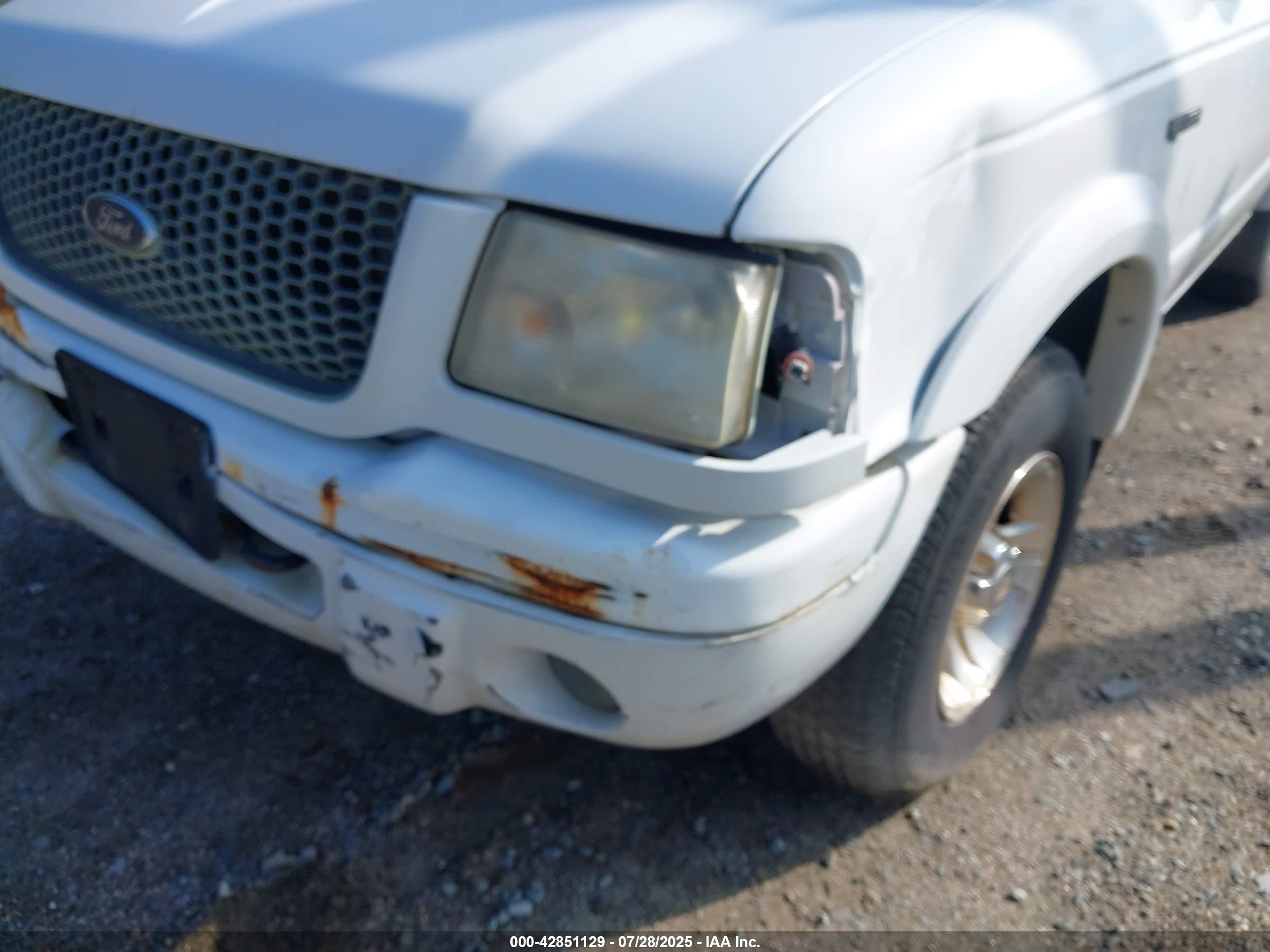 2001 Ford Ranger Edge/edge Plus/xl/xlt/xlt App/xlt Appearance White vin: 1FTYR14UX1TA28951