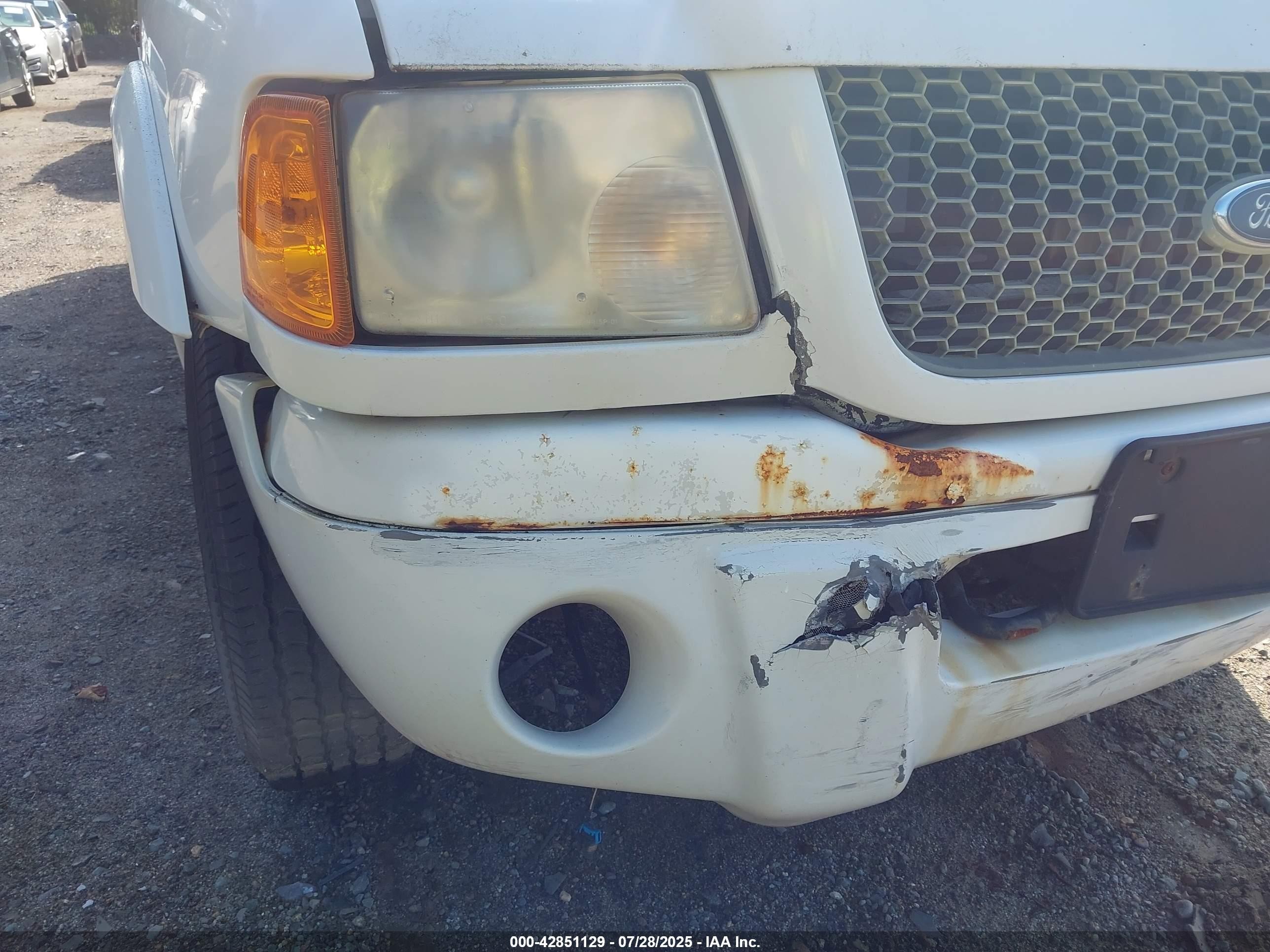 2001 Ford Ranger Edge/edge Plus/xl/xlt/xlt App/xlt Appearance White vin: 1FTYR14UX1TA28951