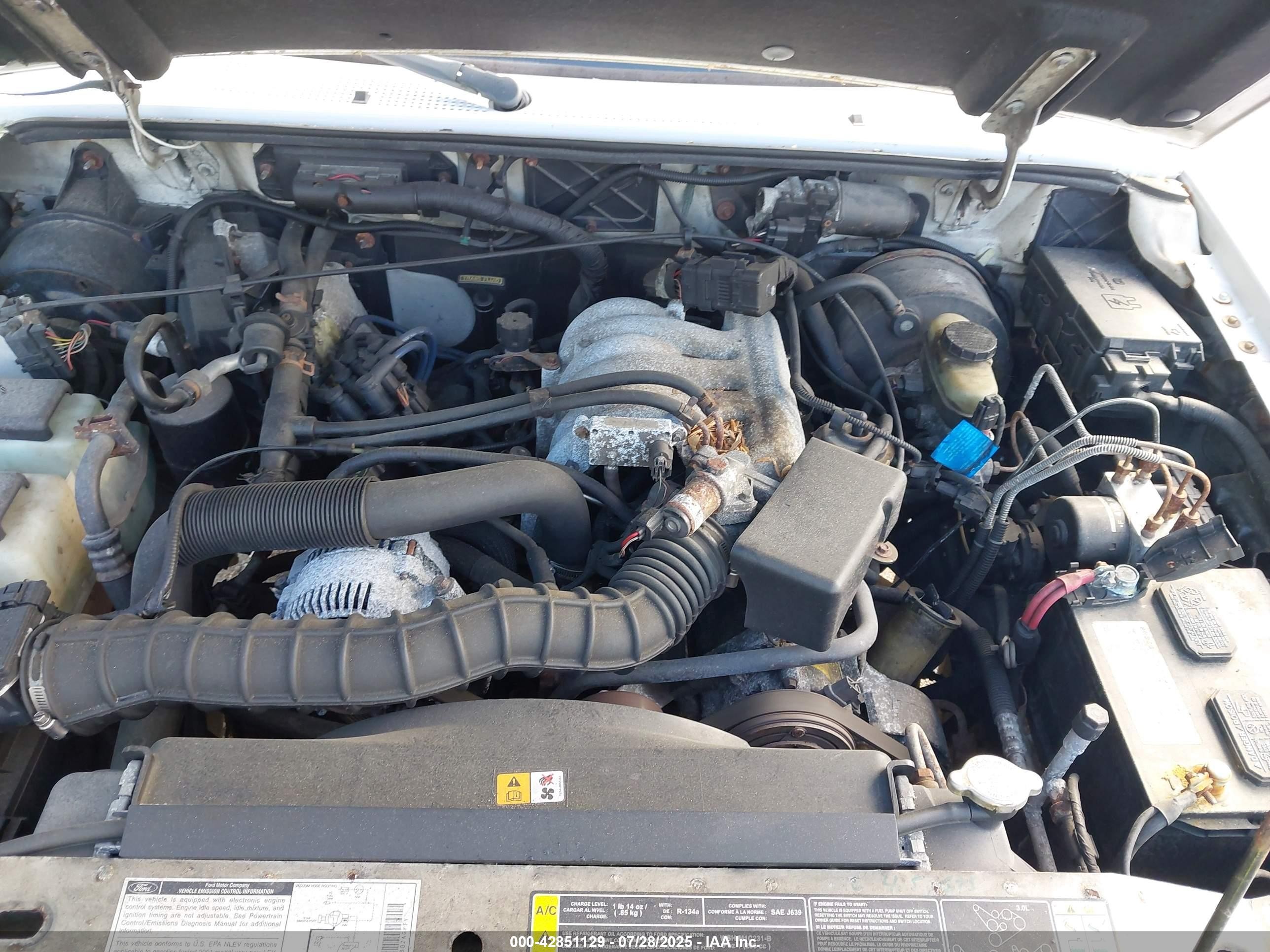 2001 Ford Ranger Edge/edge Plus/xl/xlt/xlt App/xlt Appearance White vin: 1FTYR14UX1TA28951