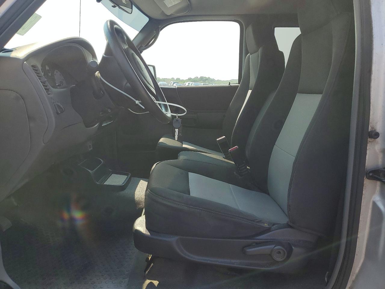 2006 Ford Ranger Super Cab Silver vin: 1FTYR14UX6PA62162