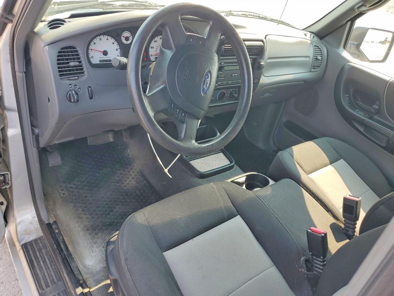 2006 Ford Ranger Super Cab Silver vin: 1FTYR14UX6PA62162