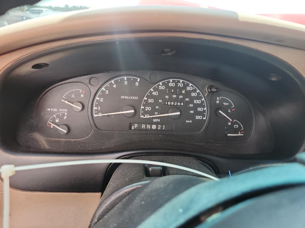 2001 Ford Ranger Super Cab Red vin: 1FTYR14V01PB28963