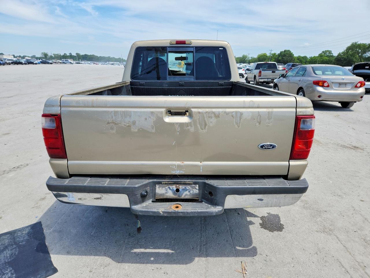 2001 Ford Ranger Super Cab Beige vin: 1FTYR14V01PB73322