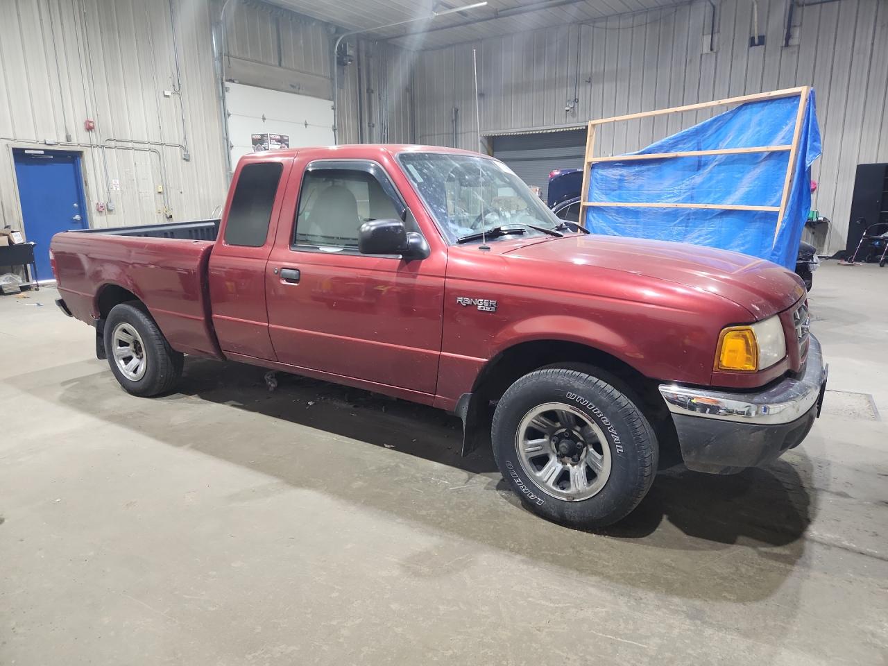 2001 Ford Ranger Super Cab Red vin: 1FTYR14V01TA96443