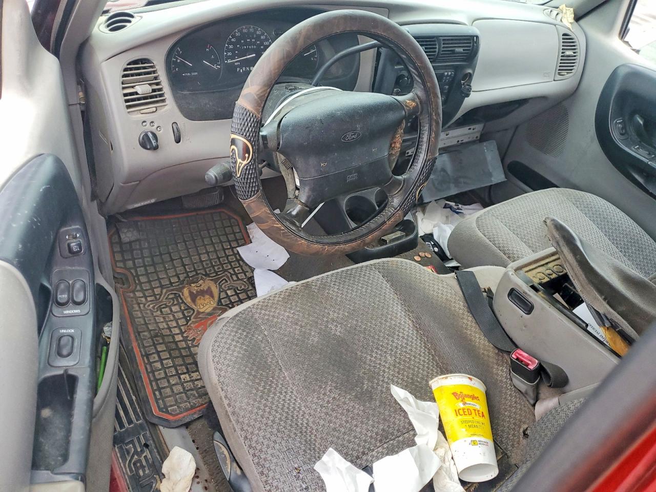 1999 Ford Ranger Super Cab Красный vin: 1FTYR14V0XTB07692