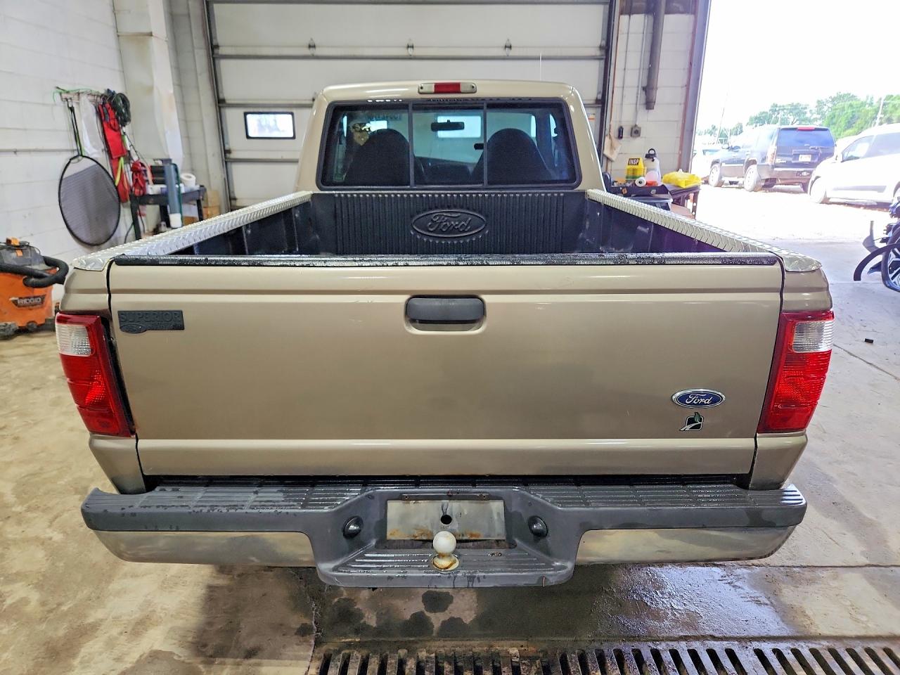2003 Ford Ranger Super Cab Beige vin: 1FTYR14V13PA44573