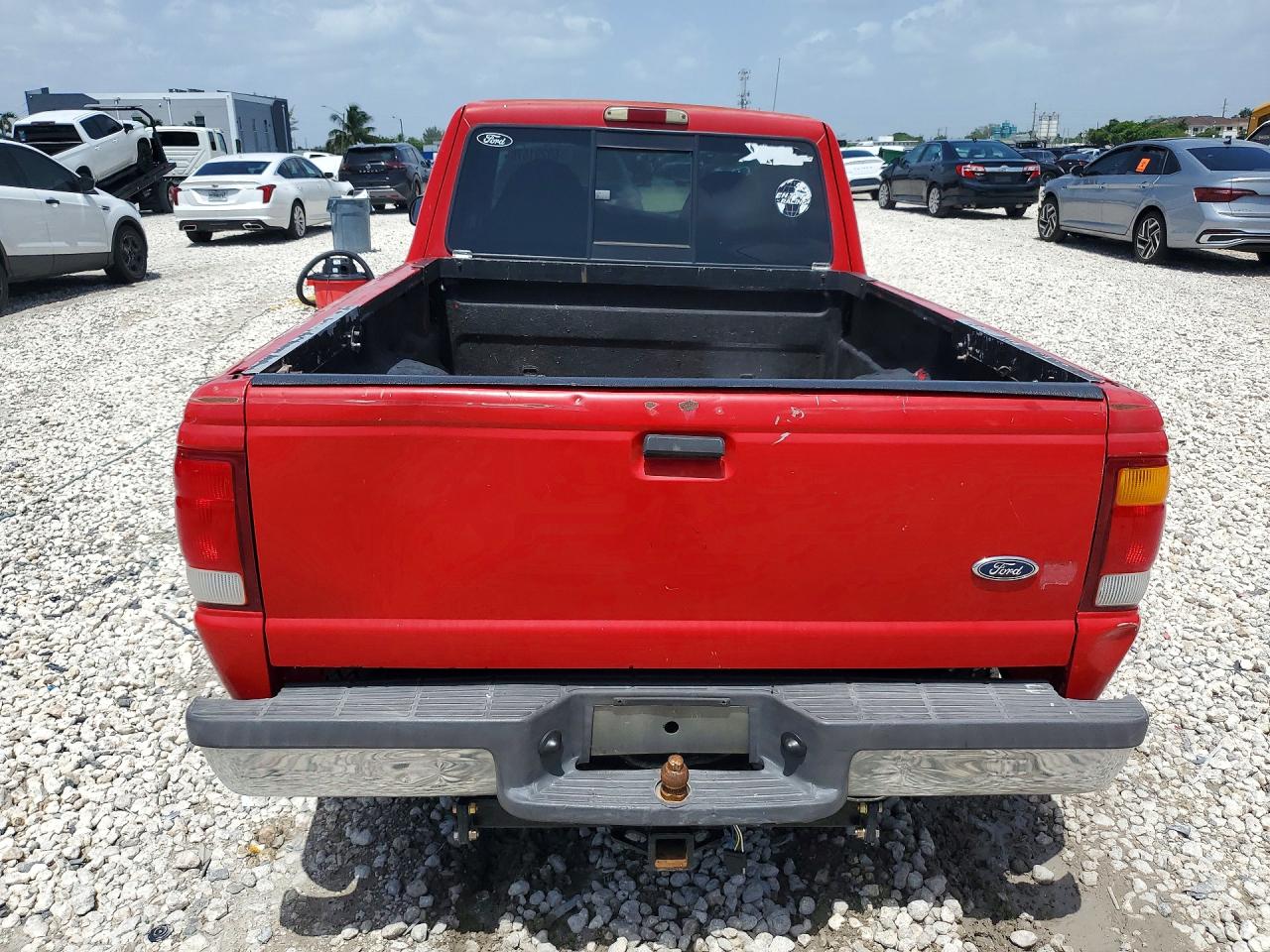 2000 Ford Ranger Super Cab Красный vin: 1FTYR14V1YPA27487