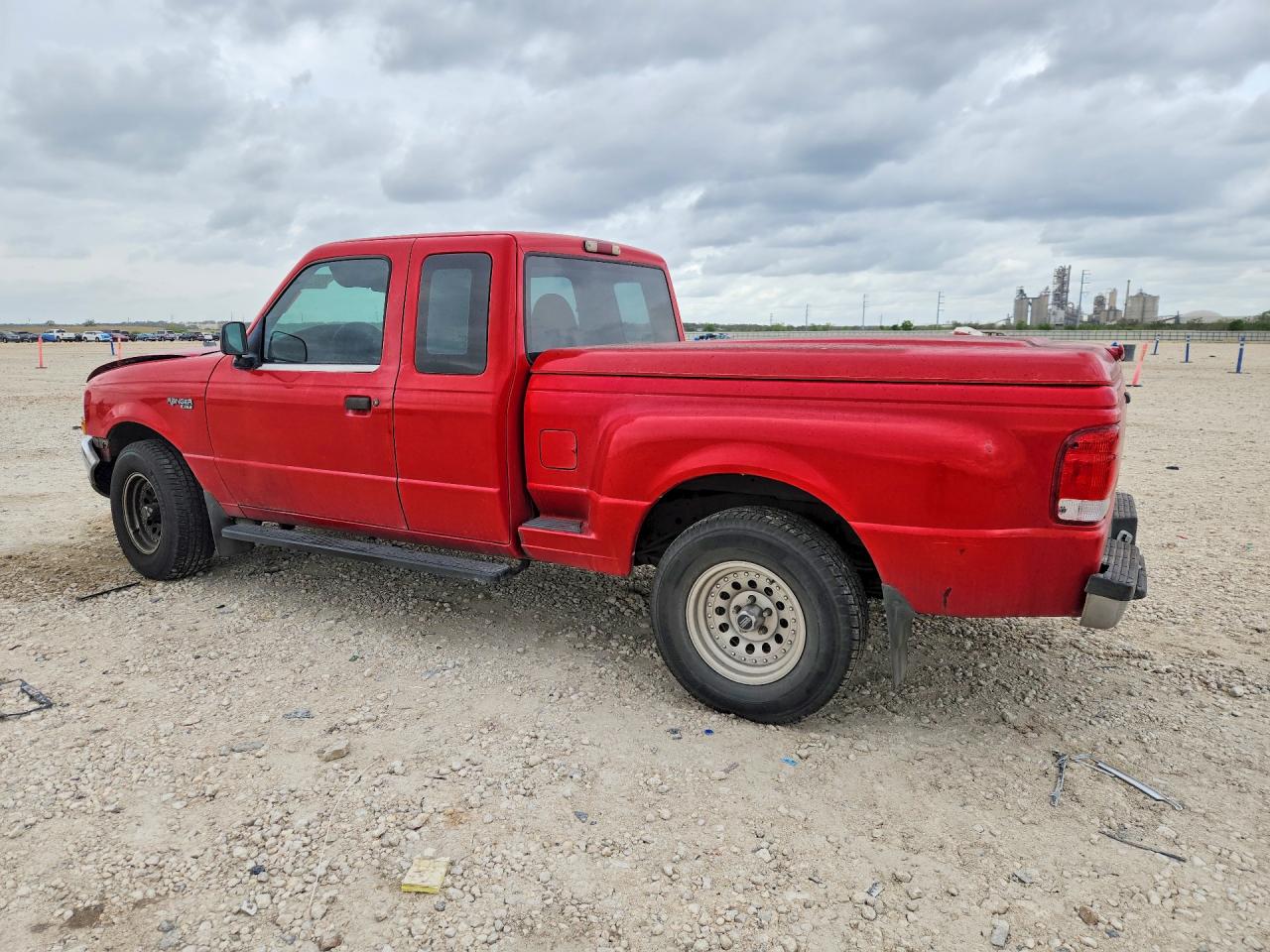 2000 Ford Ranger Super Cab Red vin: 1FTYR14V1YPA67181