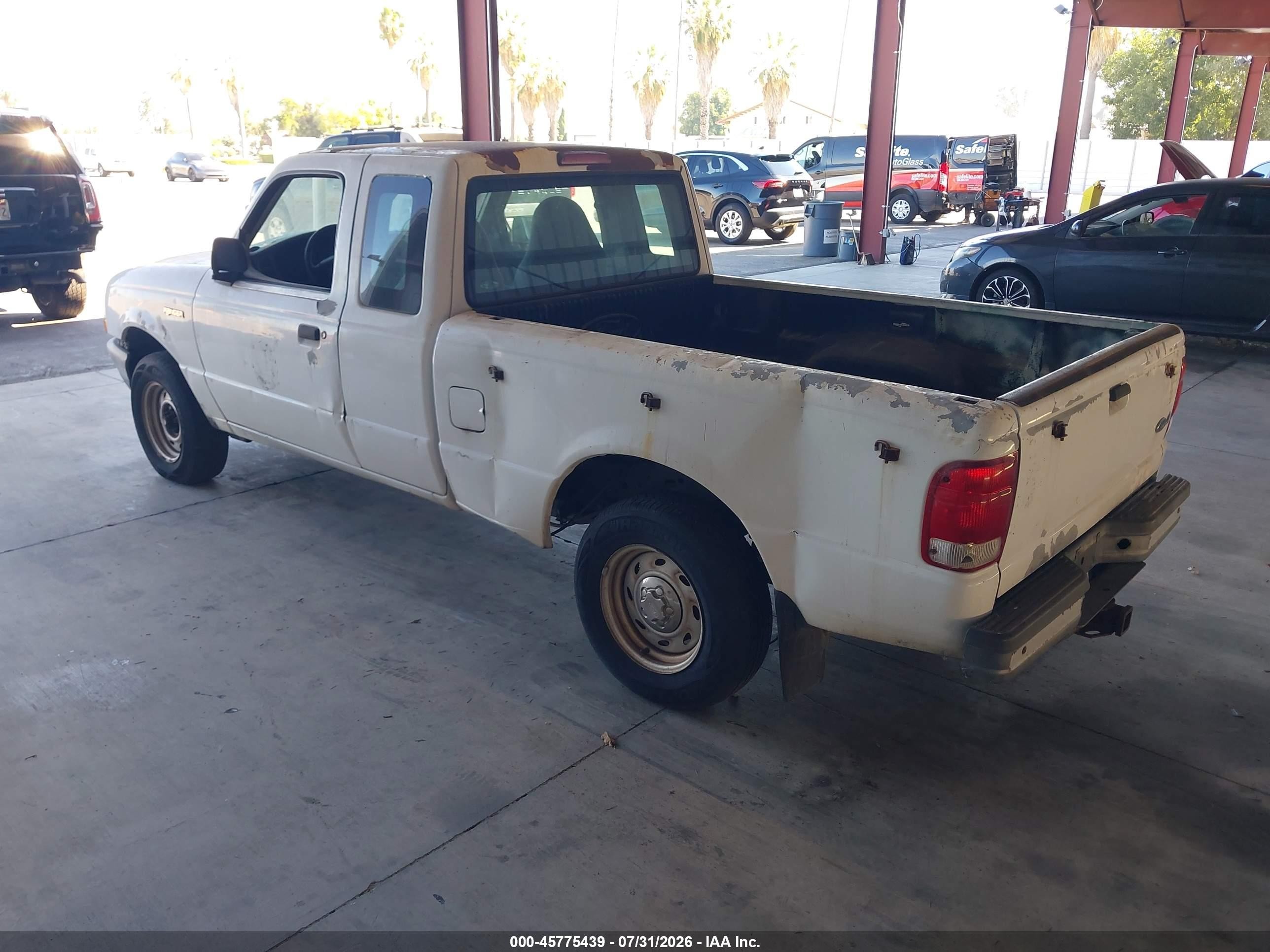 2000 Ford Ranger Xl/xlt White vin: 1FTYR14V1YPA98544