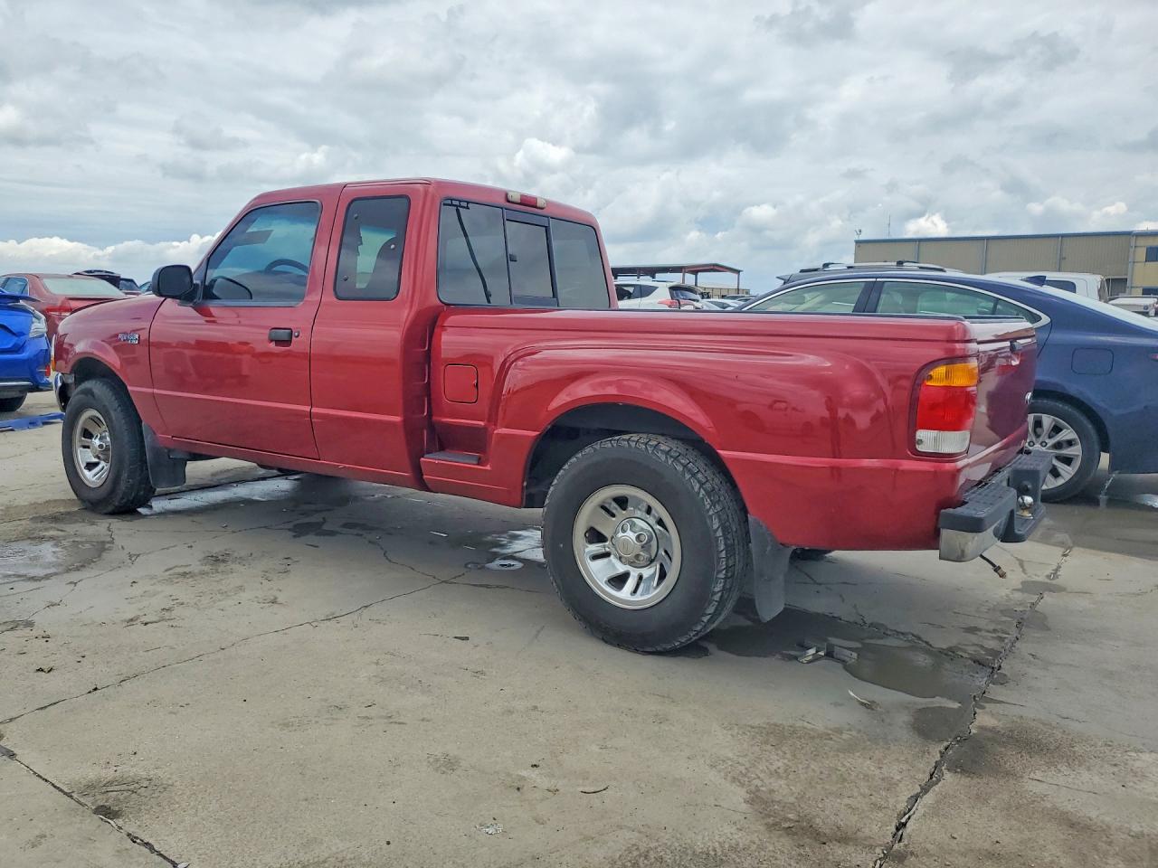 1999 Ford Ranger Super Cab Maroon vin: 1FTYR14V2XPB24406