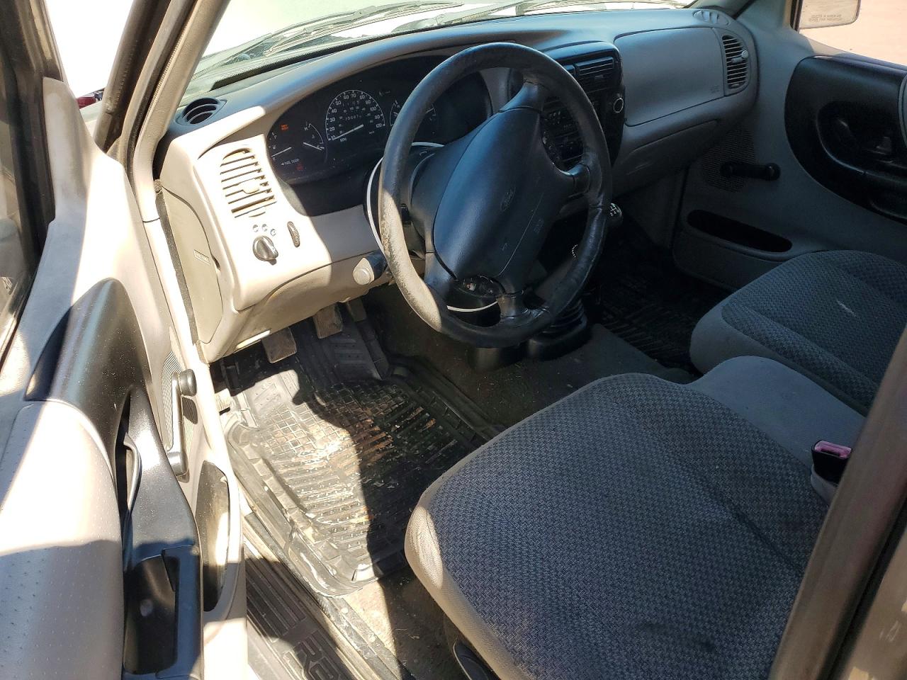 1999 Ford Ranger Super Cab Gray vin: 1FTYR14V2XPB95041