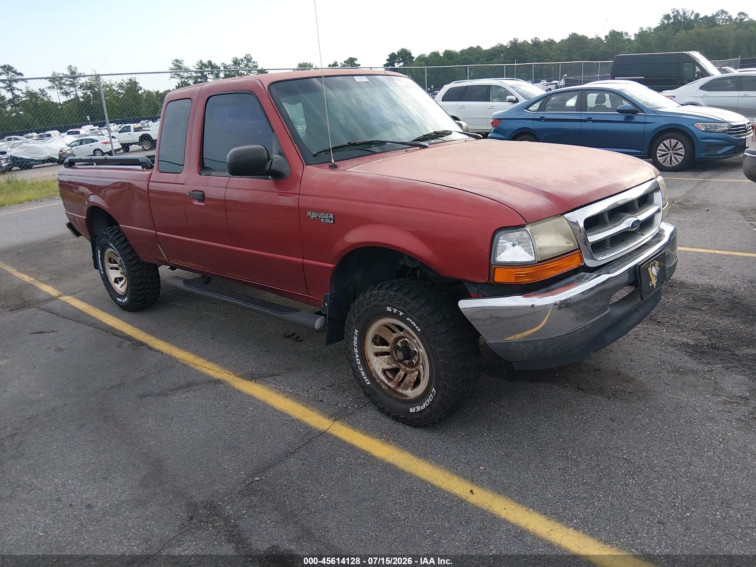 1999 Ford Ranger Xl/xlt Red vin: 1FTYR14V2XTA22711