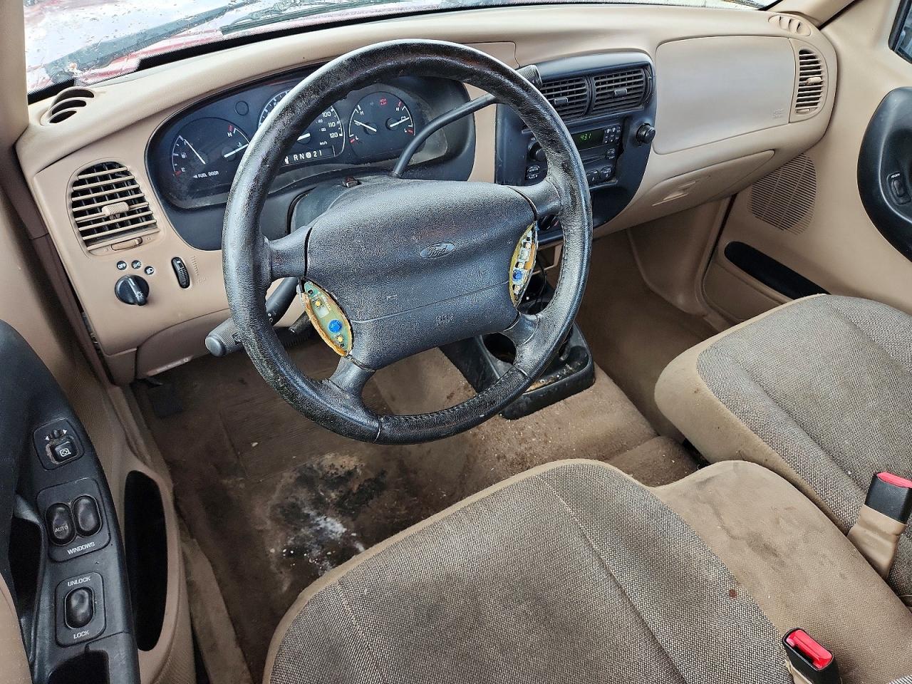 2000 Ford Ranger Super Cab Red vin: 1FTYR14V2YPA04042