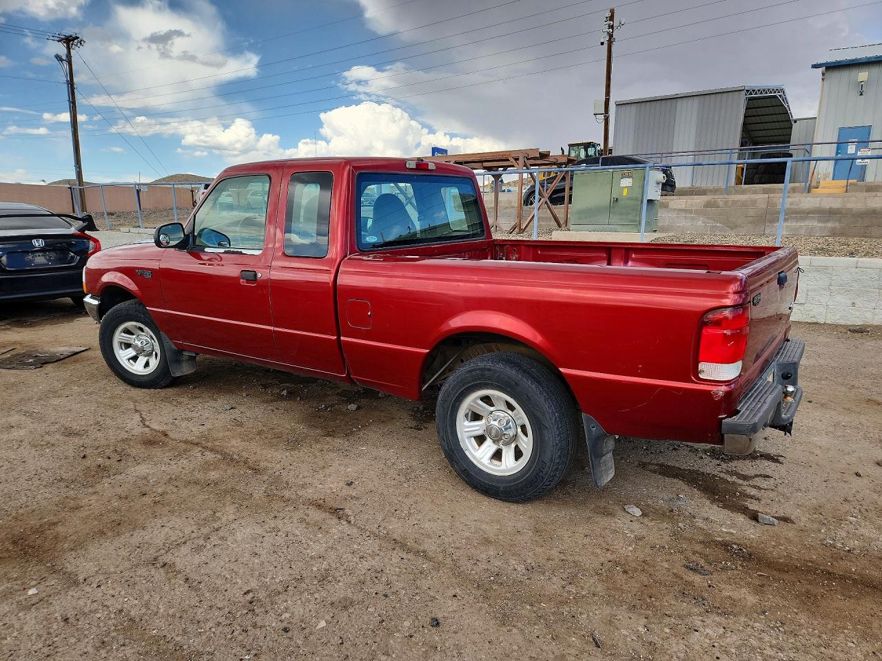 2000 Ford Ranger Super Cab Red vin: 1FTYR14V2YPA04042