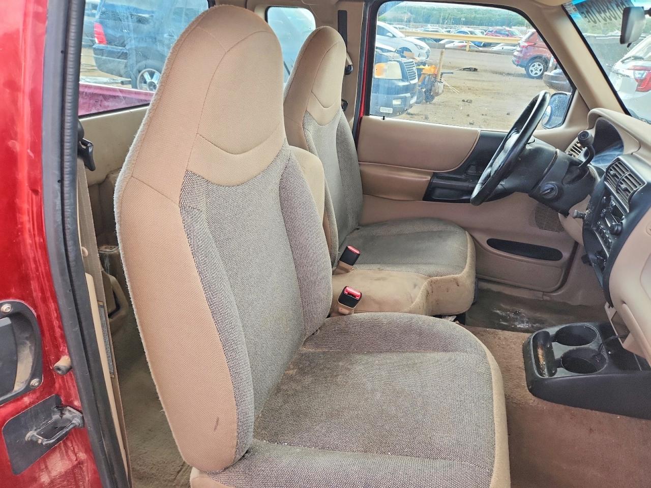 2000 Ford Ranger Super Cab Red vin: 1FTYR14V2YPA04042
