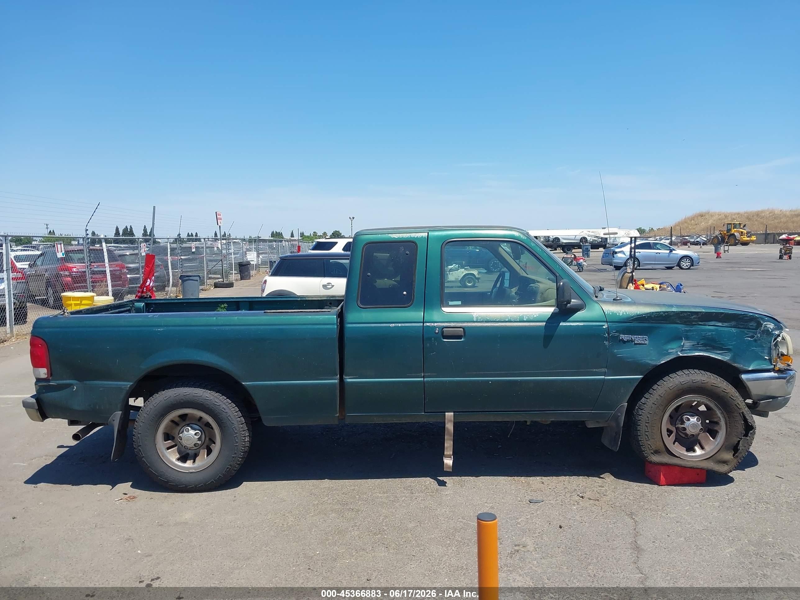 2000 Ford Ranger Xl/xlt Green vin: 1FTYR14V2YPA85821