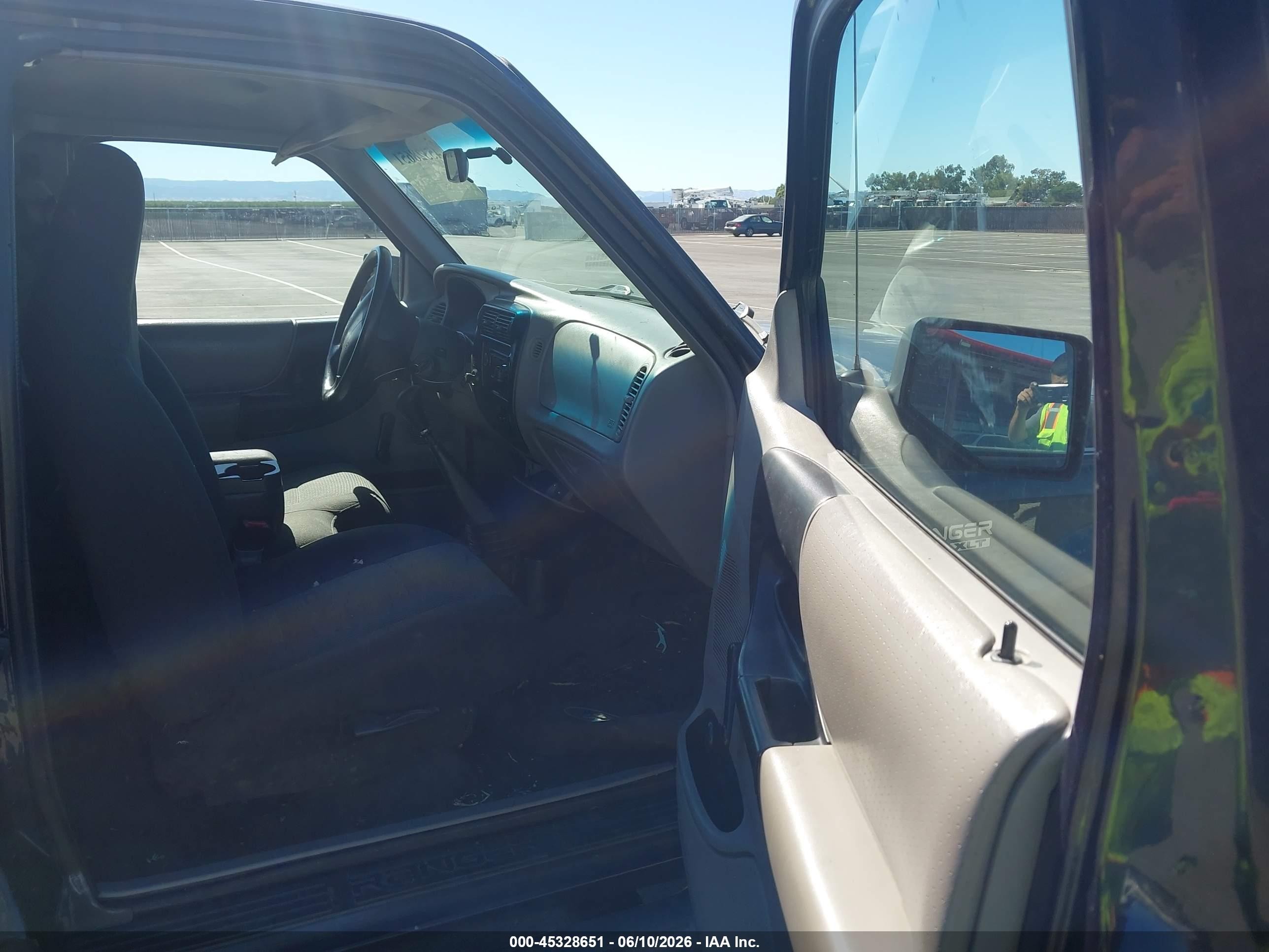 1999 Ford Ranger Xl/xlt Blue vin: 1FTYR14V3XPB21787
