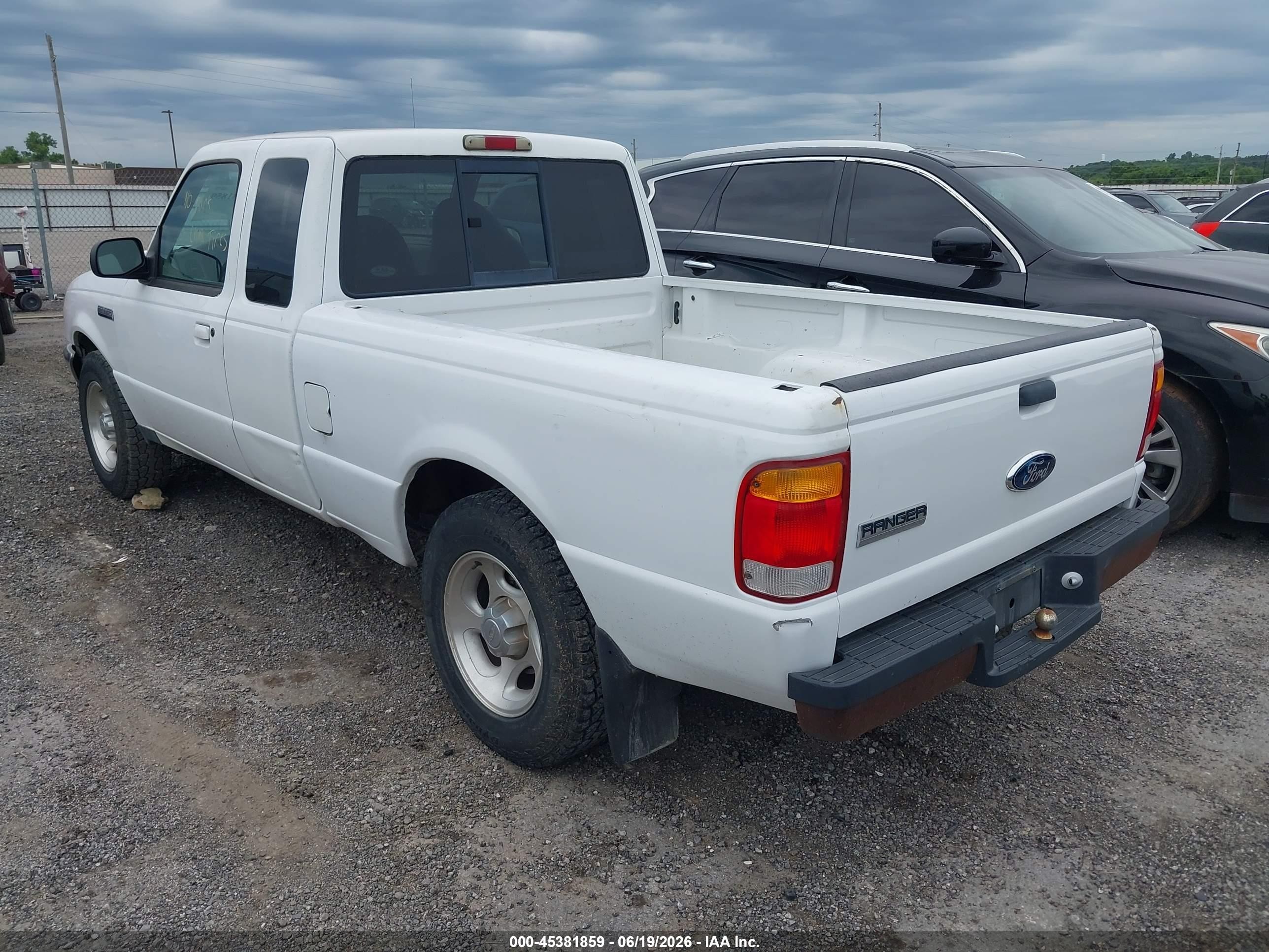 1999 Ford Ranger Xl/xlt White vin: 1FTYR14V3XPB45703