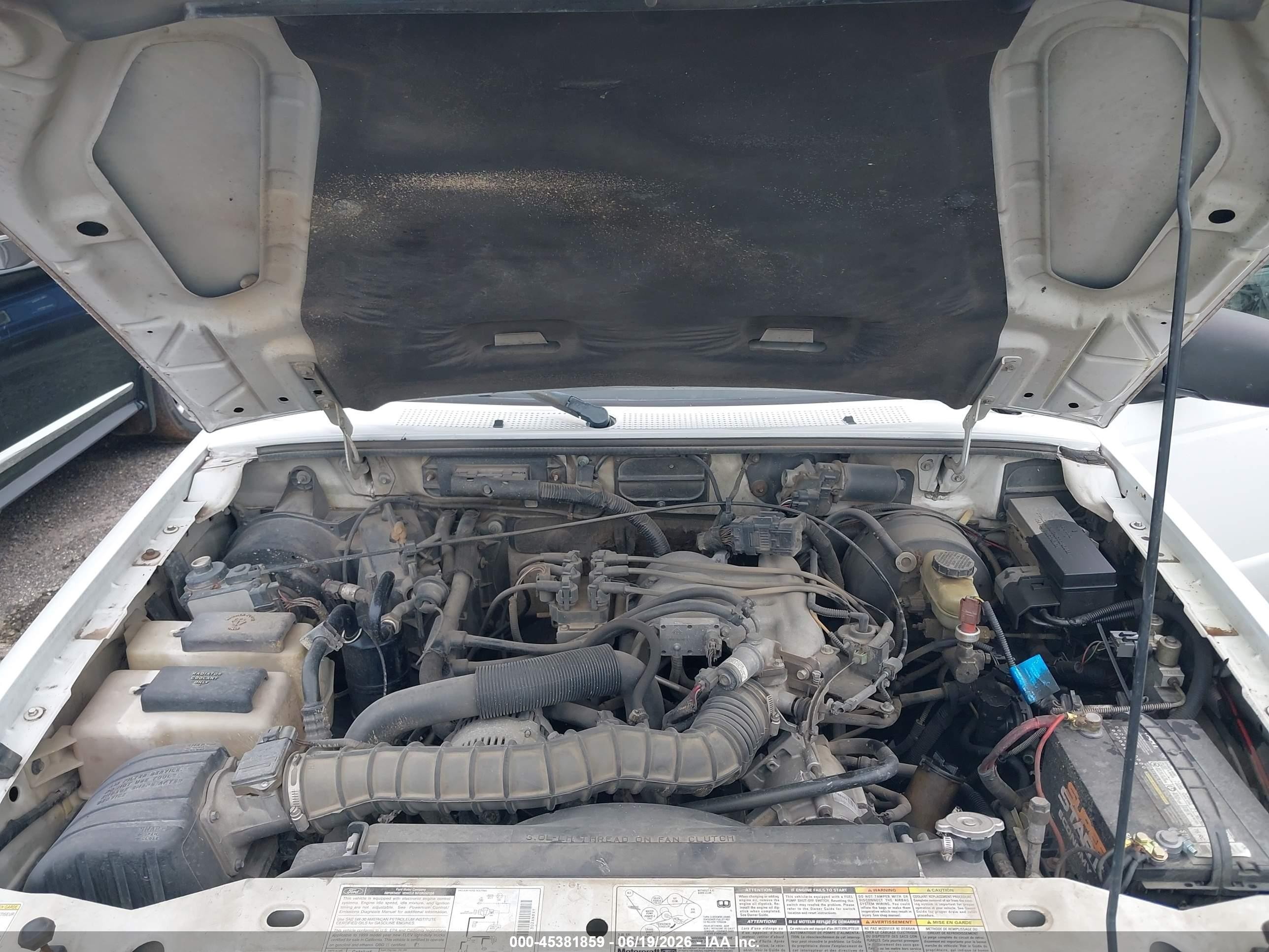 1999 Ford Ranger Xl/xlt White vin: 1FTYR14V3XPB45703