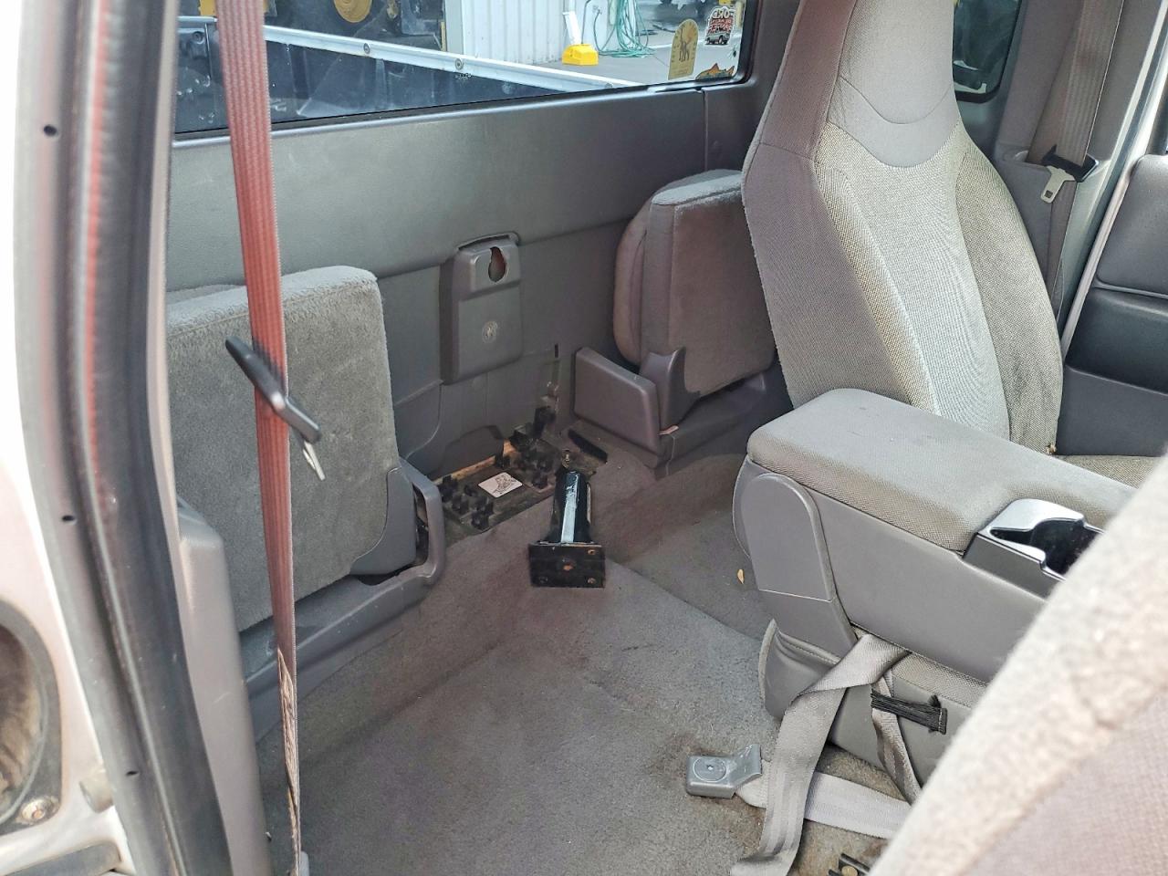 2001 Ford Ranger Super Cab Серебряный vin: 1FTYR14V41TB06634