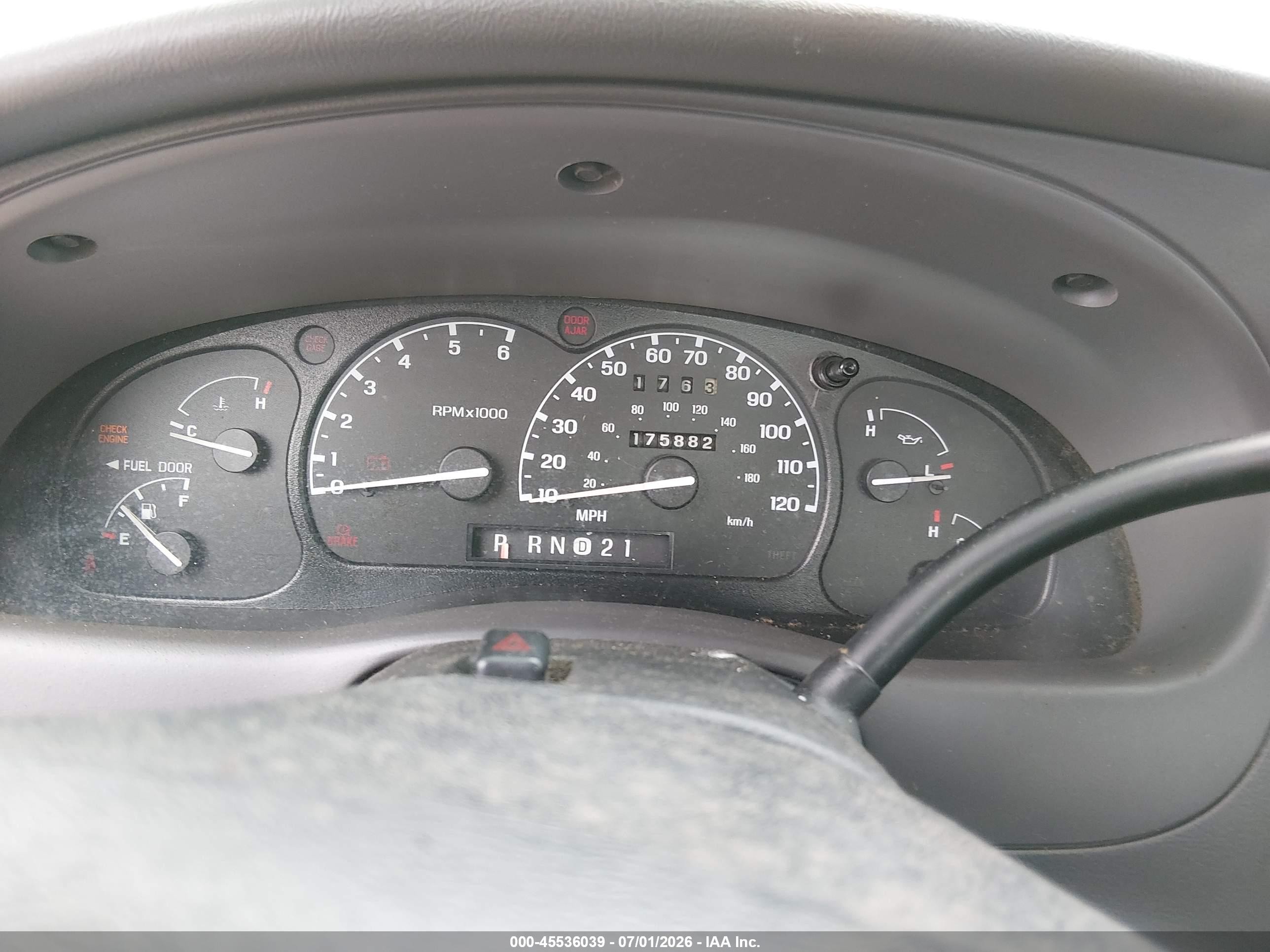 2003 Ford Ranger   White vin: 1FTYR14V43PB42769