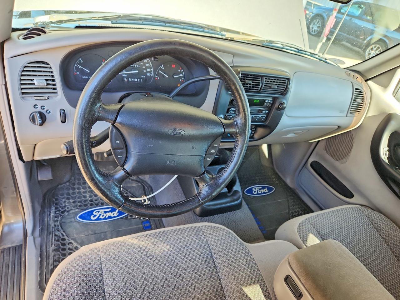 1999 Ford Ranger Super Cab Gray vin: 1FTYR14V4XTA93702