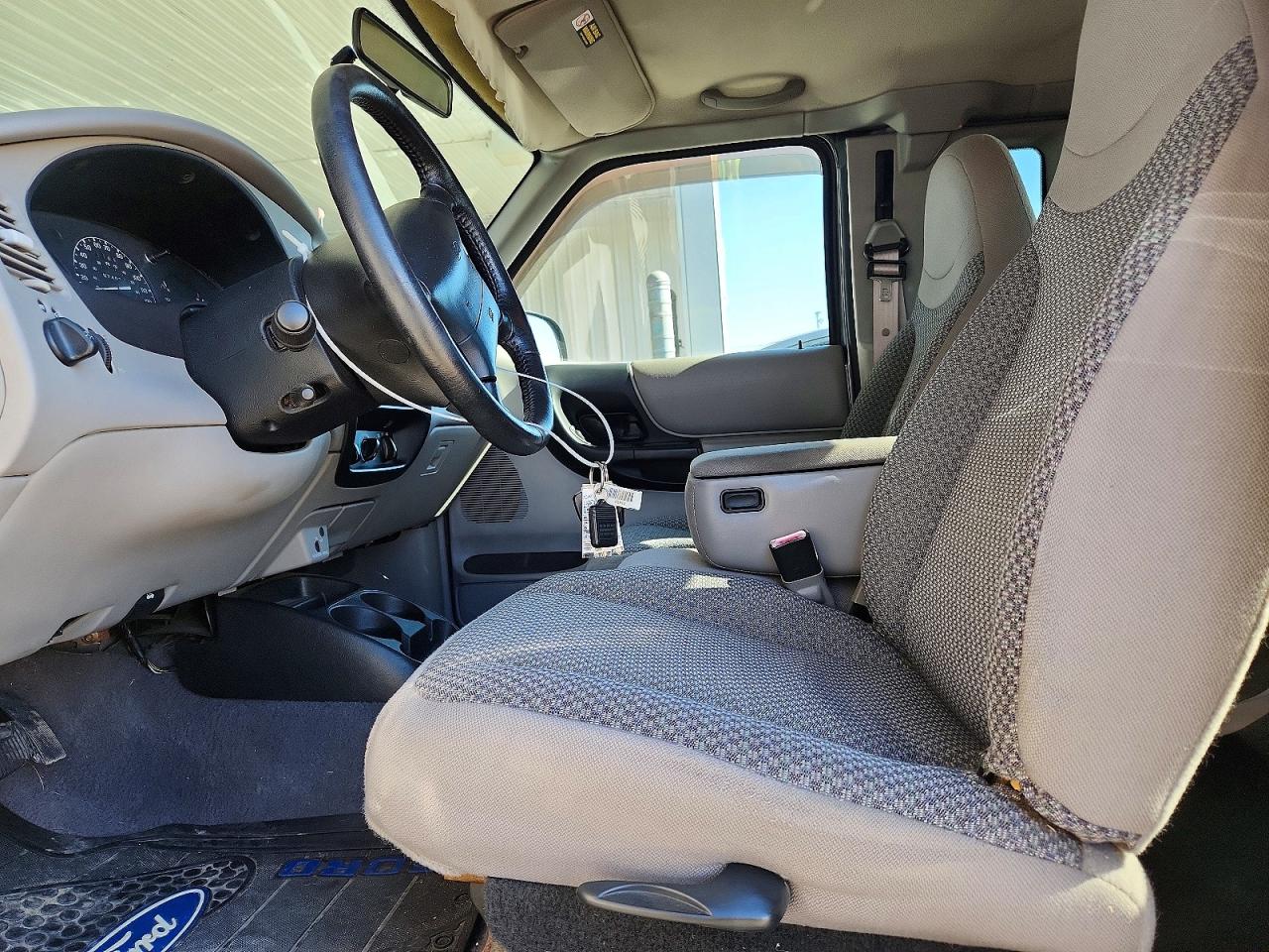 1999 Ford Ranger Super Cab Gray vin: 1FTYR14V4XTA93702