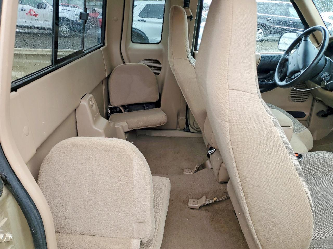 2000 Ford Ranger Super Cab Gold vin: 1FTYR14V4YPC15730