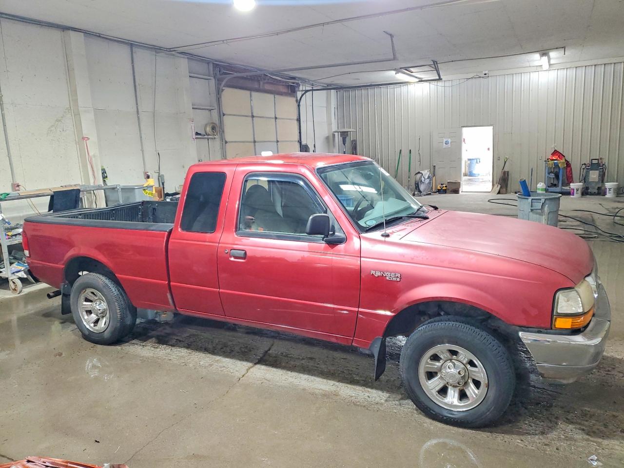 2000 Ford Ranger Super Cab Burgundy vin: 1FTYR14V4YTA86587