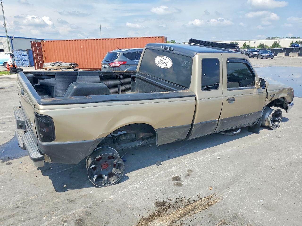 1999 Ford Ranger Super Cab Cream vin: 1FTYR14V5XPB93607