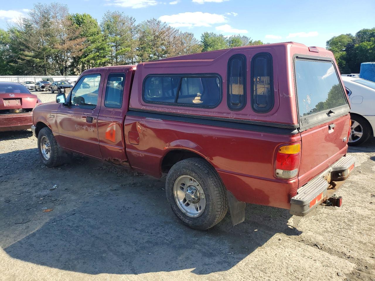 1999 Ford Ranger Super Cab Red vin: 1FTYR14V5XTA92056