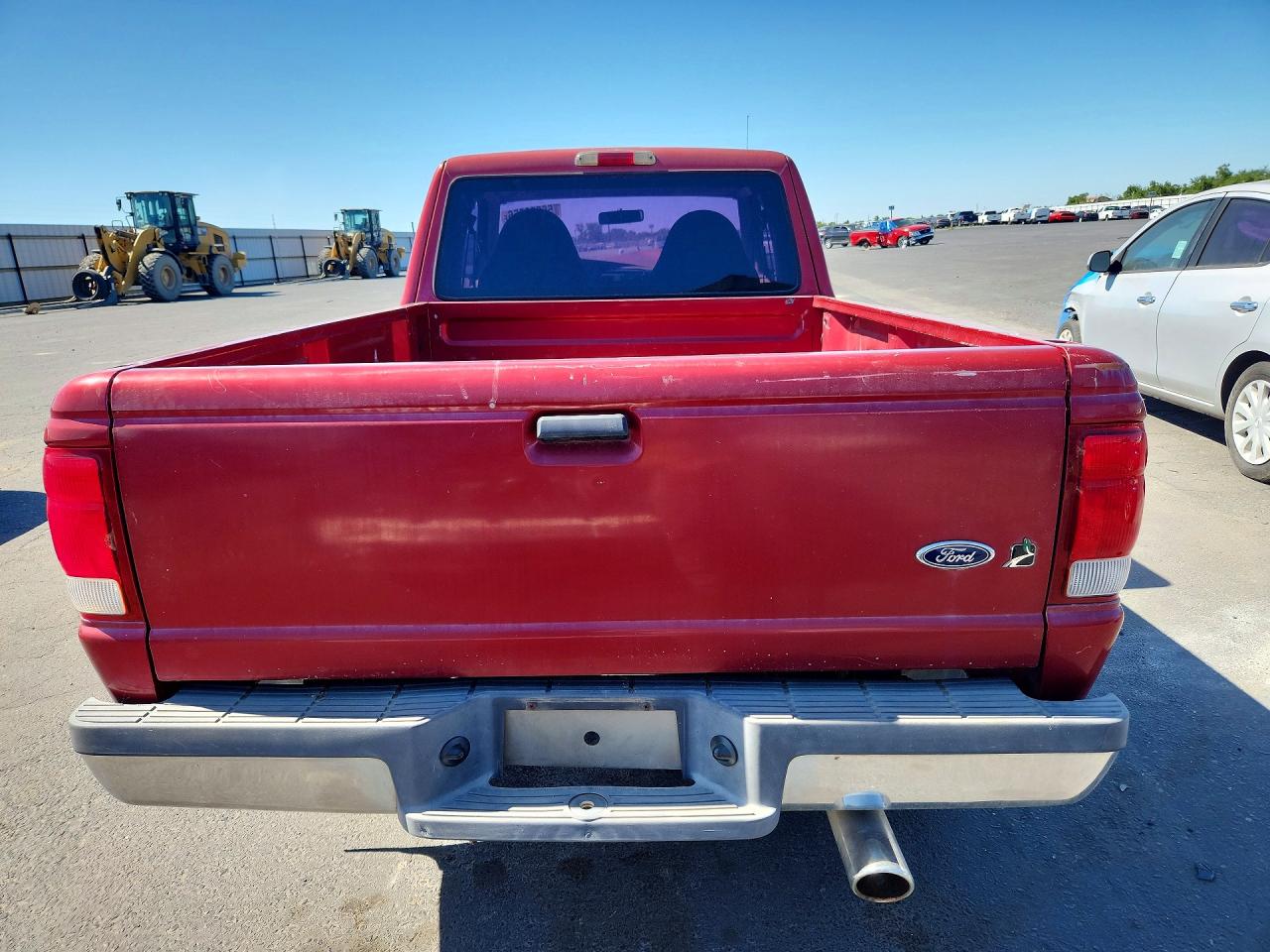 2000 Ford Ranger Super Cab Red vin: 1FTYR14V5YPA79544