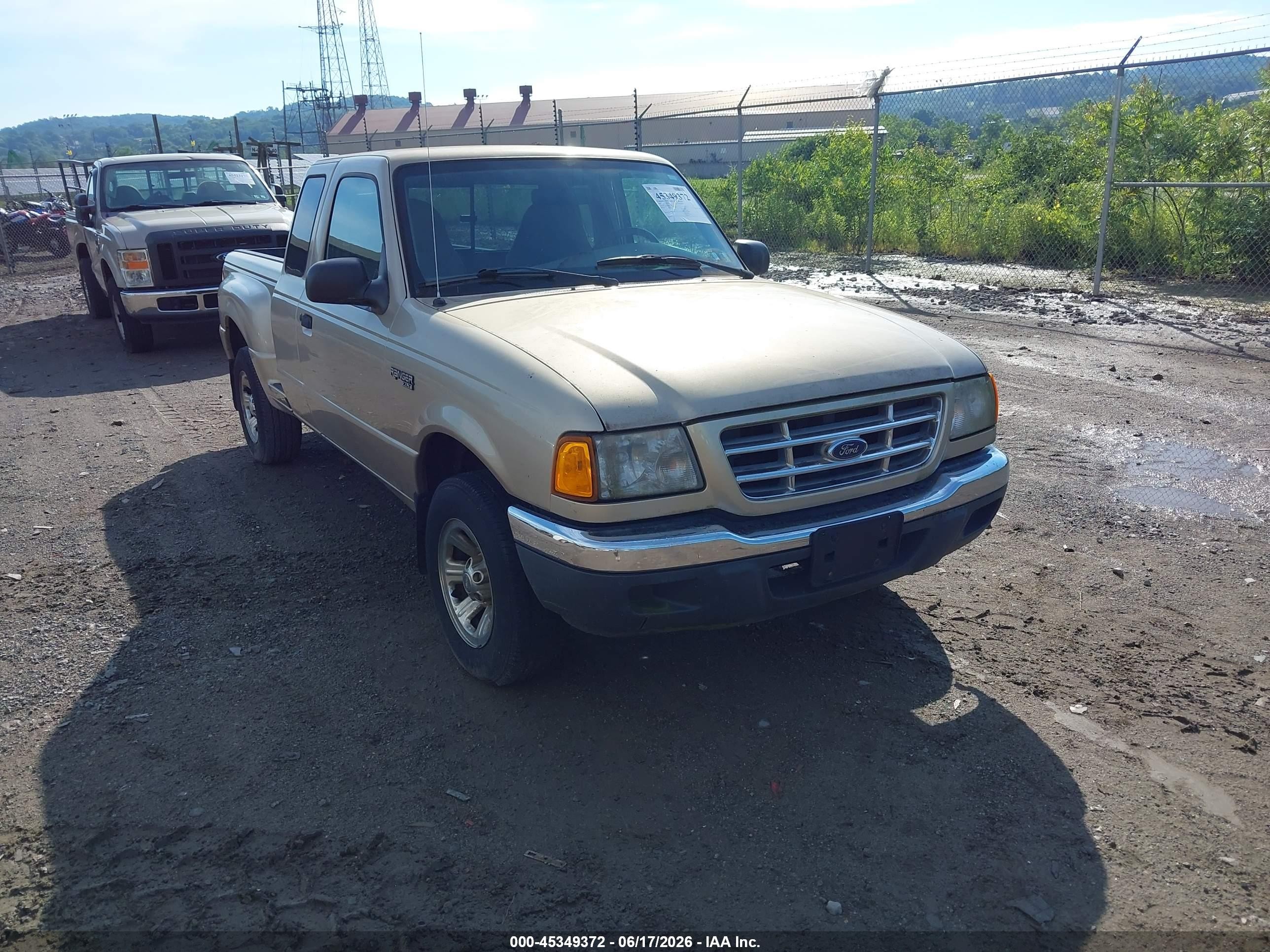 1FTYR14V61PB32502