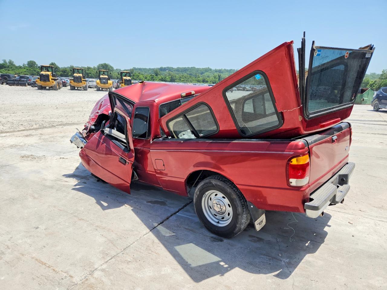 1999 Ford Ranger Super Cab Red vin: 1FTYR14V6XTA28012