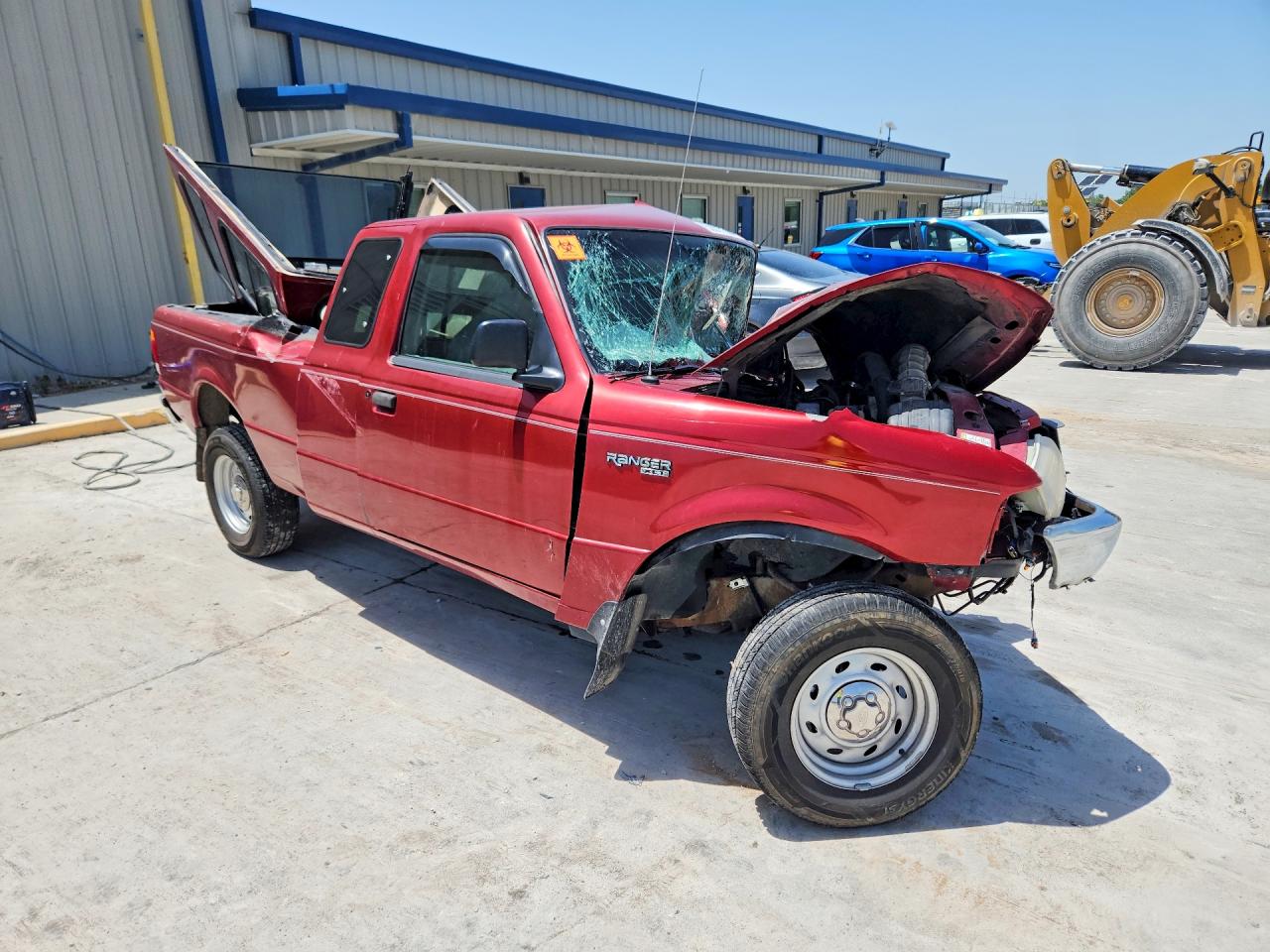 1999 Ford Ranger Super Cab Red vin: 1FTYR14V6XTA28012