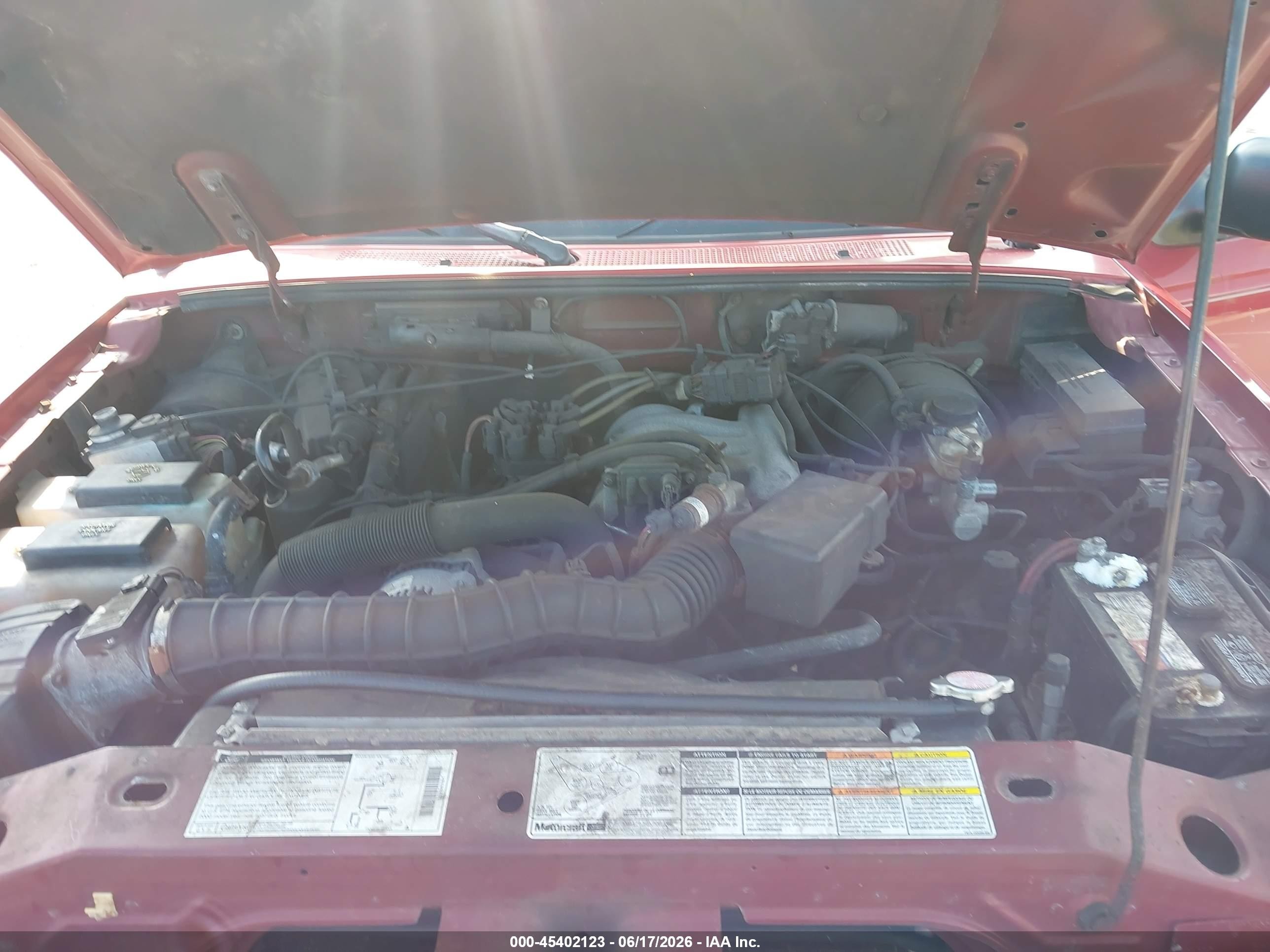 2000 Ford Ranger Xl/xlt Red vin: 1FTYR14V6YPA58217