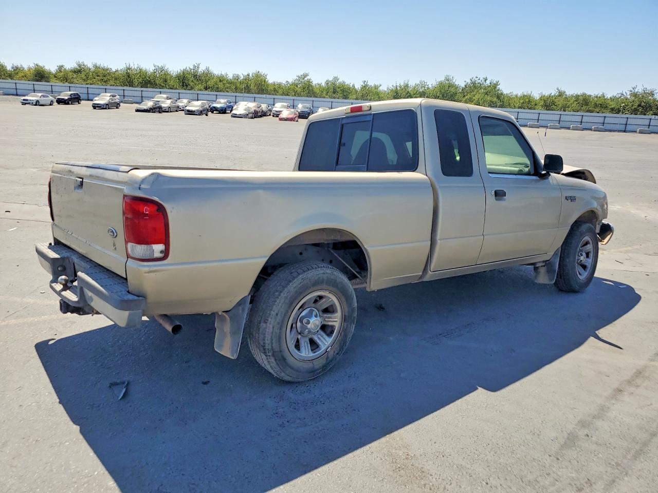 2000 Ford Ranger Super Cab Gold vin: 1FTYR14V6YPB49195