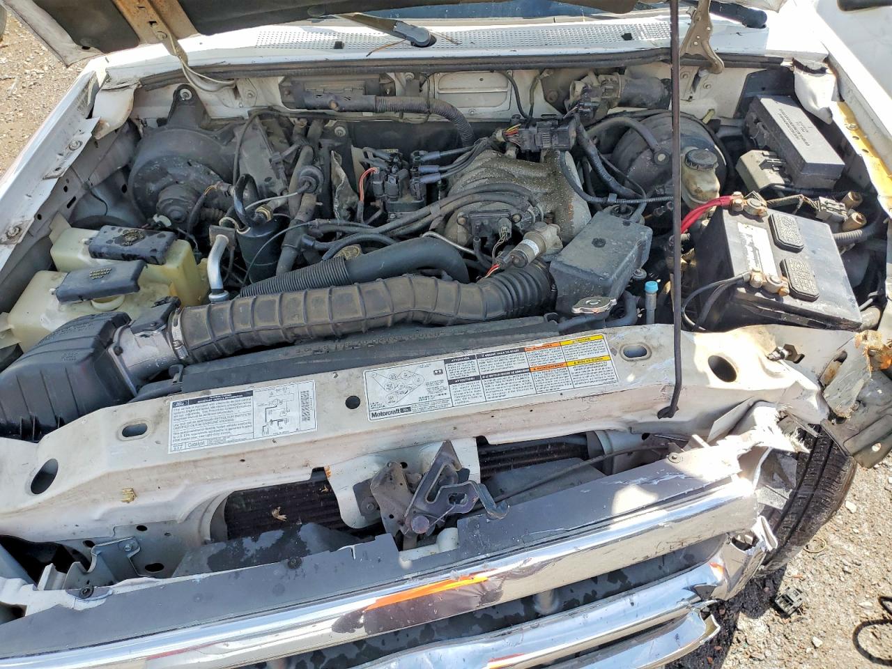 2000 Ford Ranger Super Cab White vin: 1FTYR14V6YPB53182