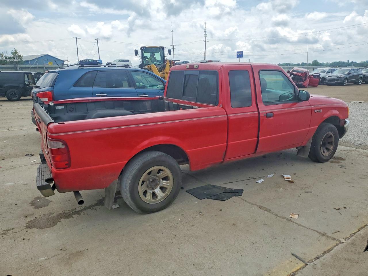 2001 Ford Ranger Super Cab Red vin: 1FTYR14V71PB28619