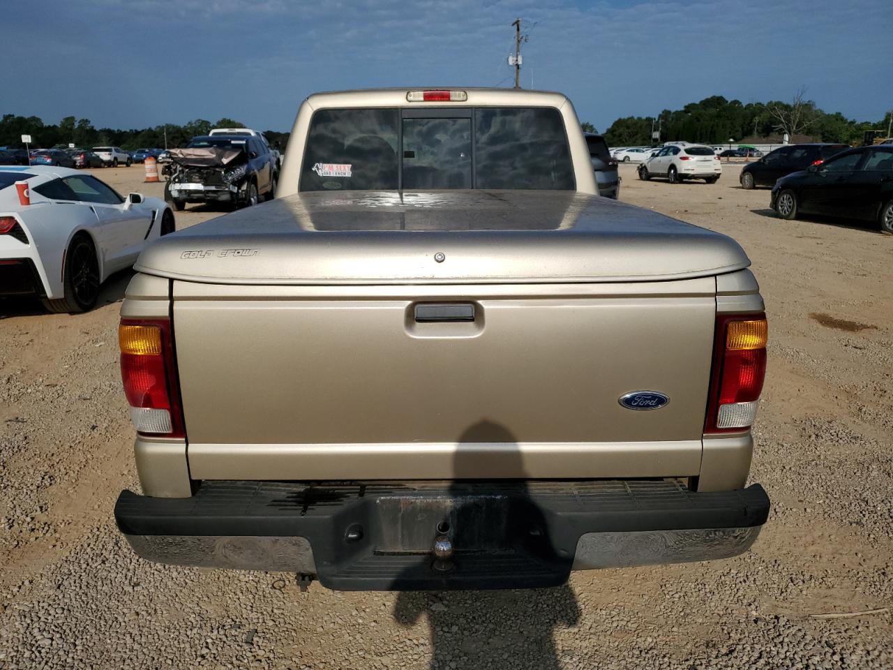 1999 Ford Ranger Super Cab Tan vin: 1FTYR14V7XPA20462