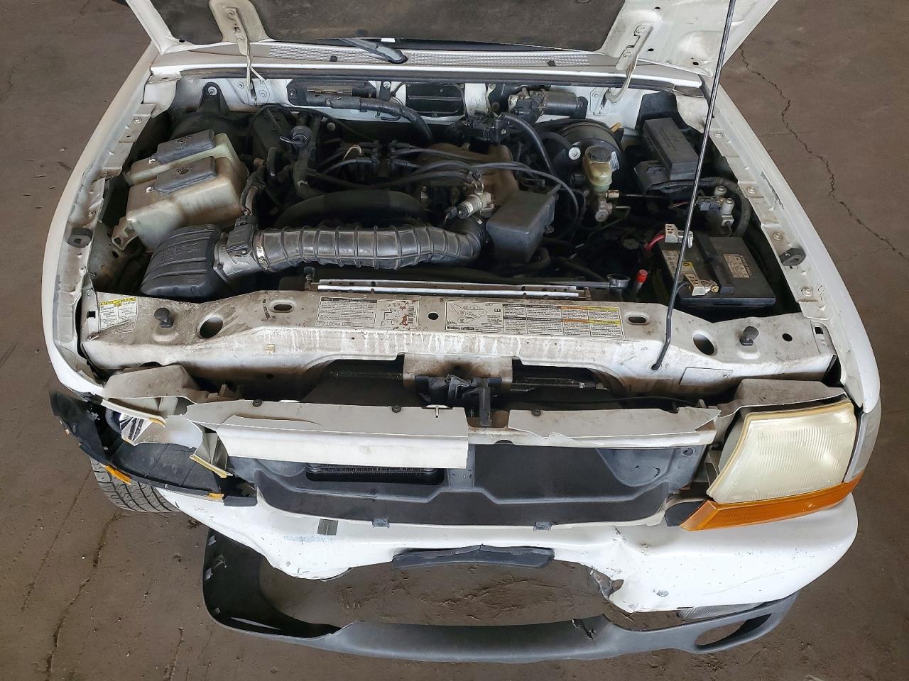 1999 Ford Ranger Super Cab White vin: 1FTYR14V7XPB69177