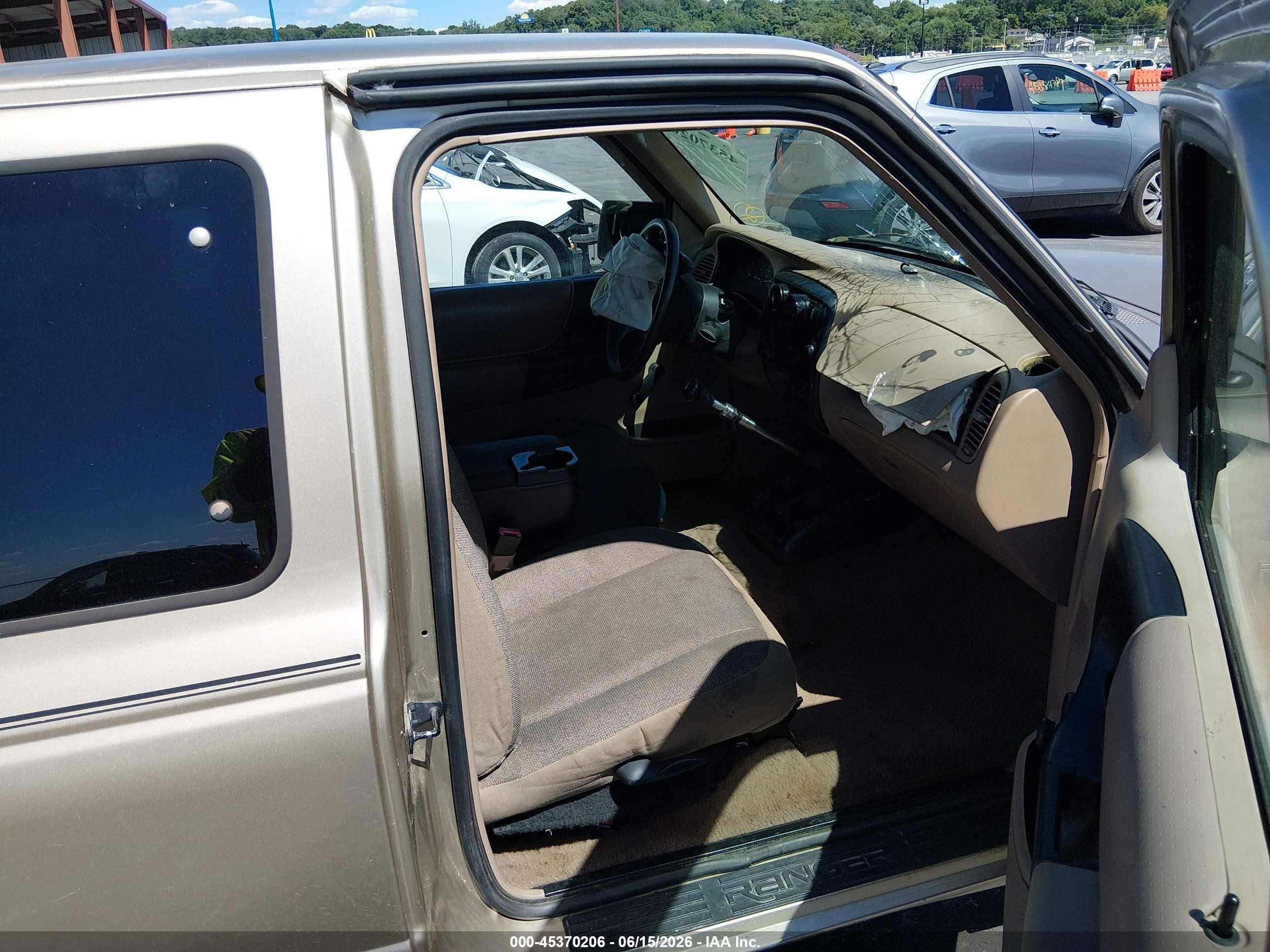 2000 Ford Ranger Xl/xlt Gold vin: 1FTYR14V7YTA30045