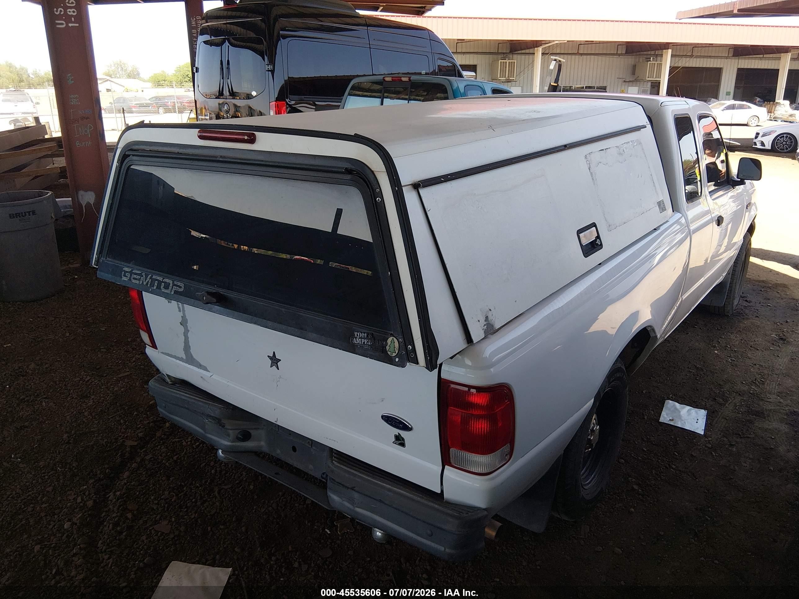 2000 Ford Ranger Xl/xlt White vin: 1FTYR14V7YTB04872