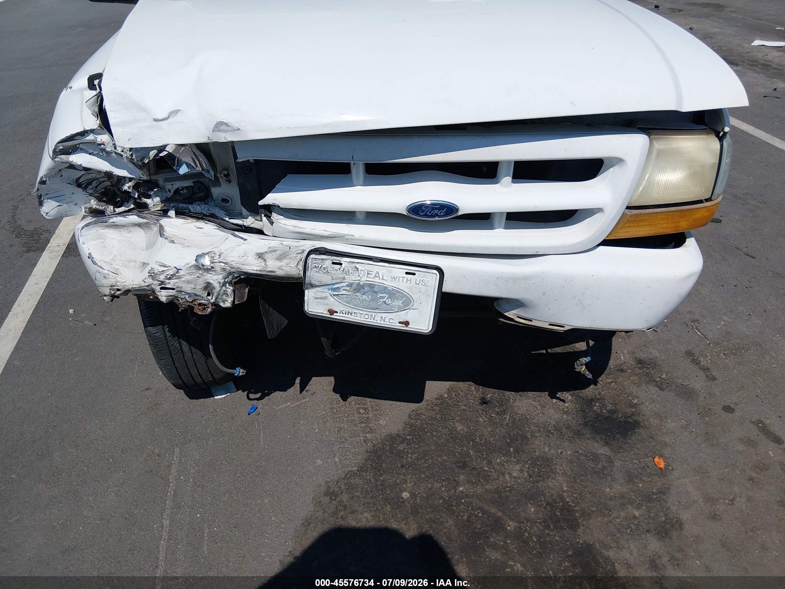 1999 Ford Ranger Xl/xlt White vin: 1FTYR14V8XTA06660